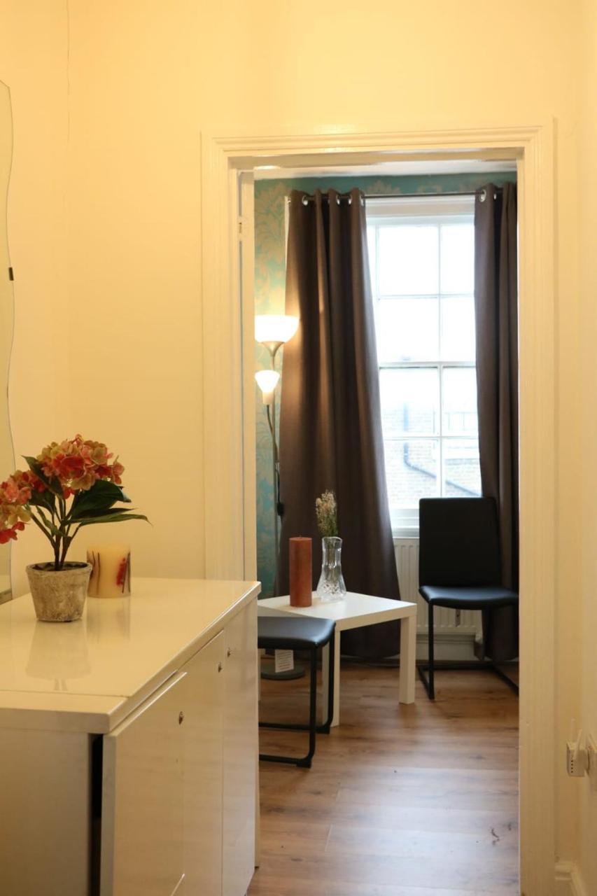 Victoria Style Flat Near Victoria Station Apartamento Londres Exterior foto